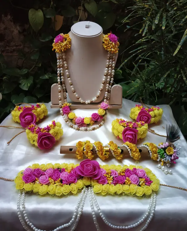 Krishna Jewelry For Kids   -  Yellow &amp; pink