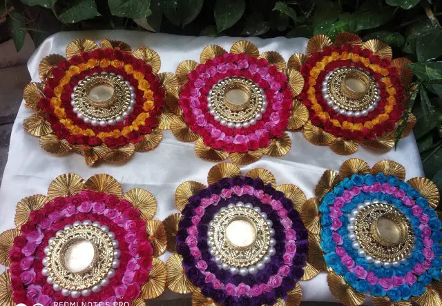 Flower Candle Holder Rangoli