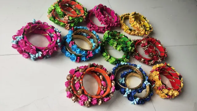 flower bangles