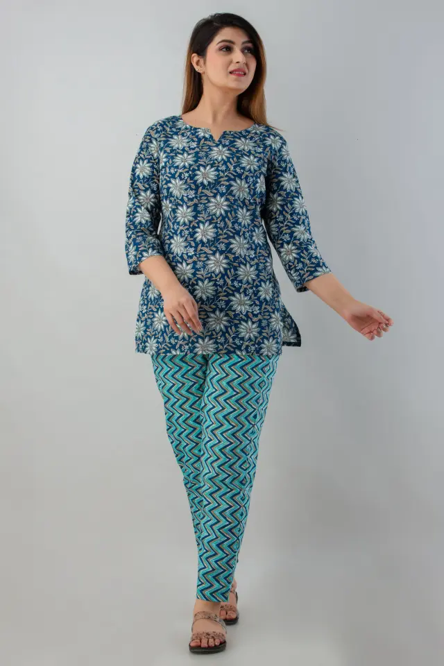 Cotton Printed Flower Blue Night Suit