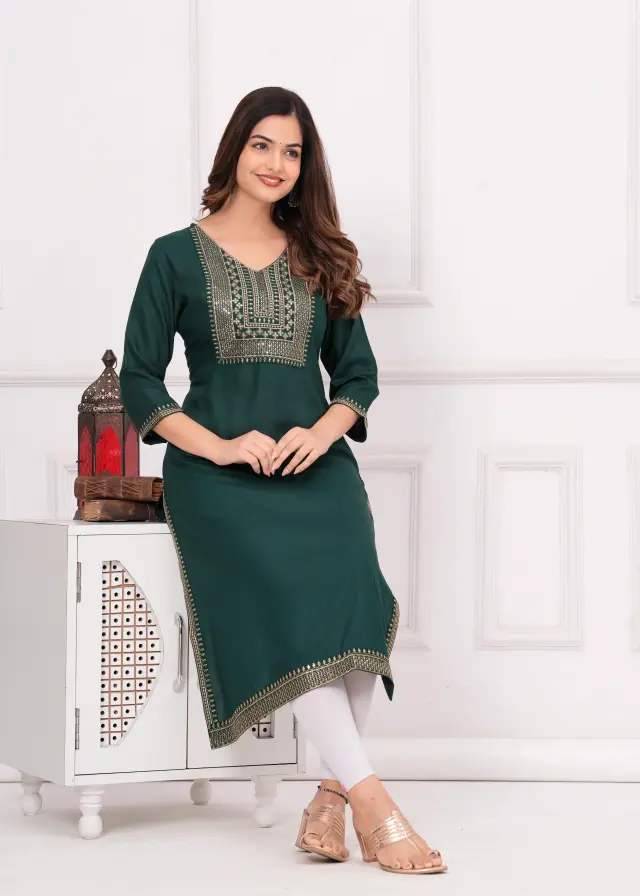 Women Embroidered Rayon Straight Green Kurta