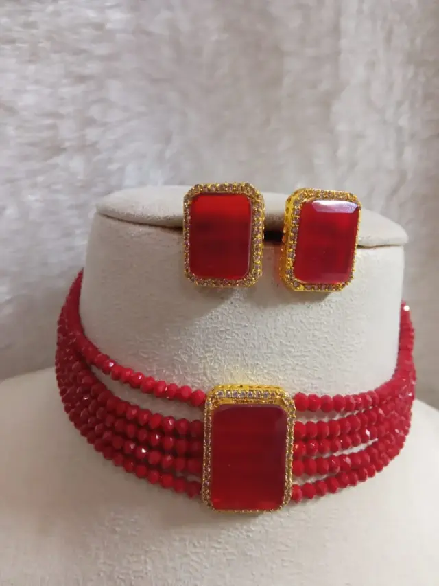 Buy Red glass stone set