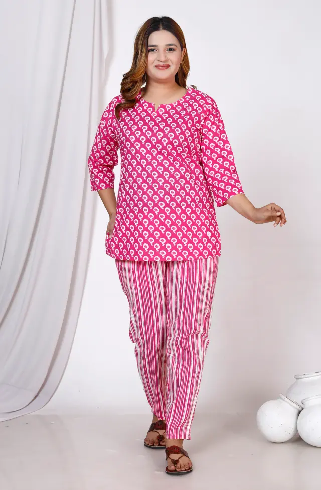 Women Top & Pyjama Set Pink Printed