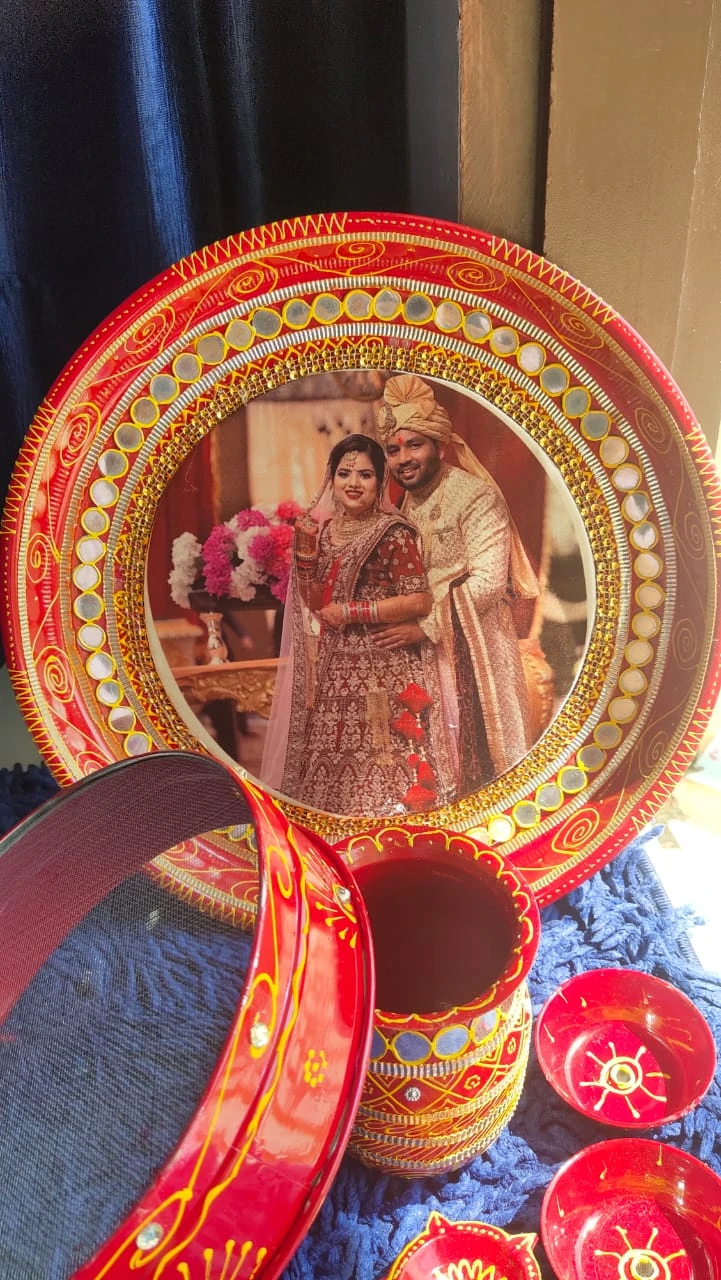 Couple Celebrating Karwa Chauth Full Happiness Stock Photo 2208240817 |  Shutterstock